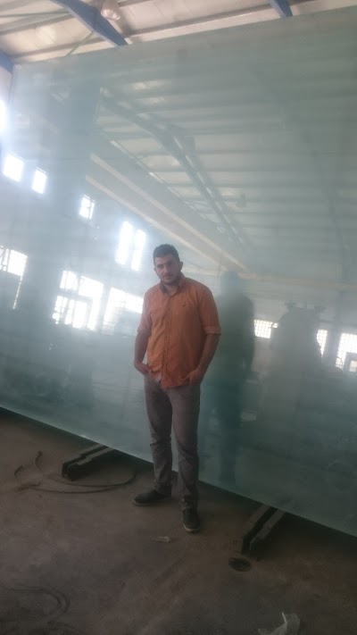 Photos of مجمع منصور الصناعي للزجاج والمرايا المتكامله
