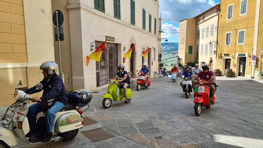 Centro servizi turistici Gallery - Italy