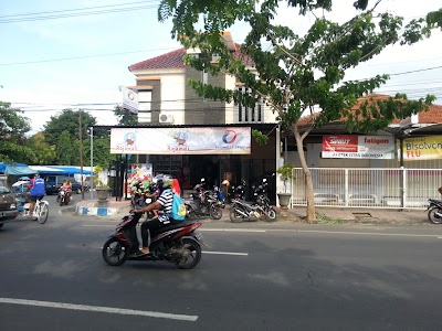 electronics-store