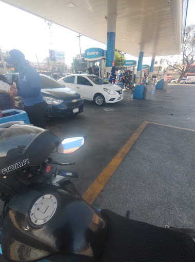 Gasolinera Valero - Thumbnail