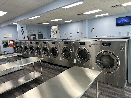 Clean Machine Laundry - Visual