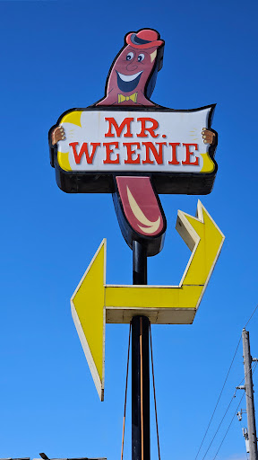 Mr. Weenie - Visual