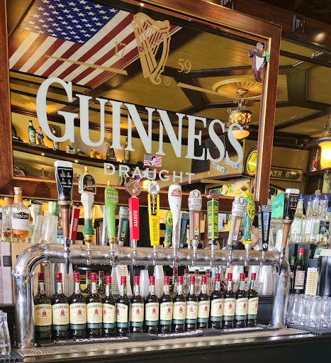Hooligans Irish Pub - Visual