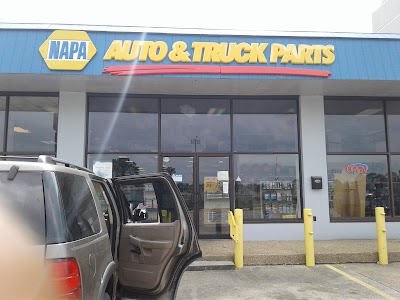 NAPA Auto Parts No018