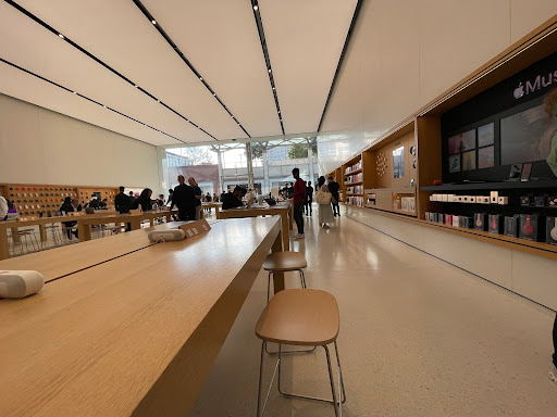 Apple Liverpool - Thumbnail