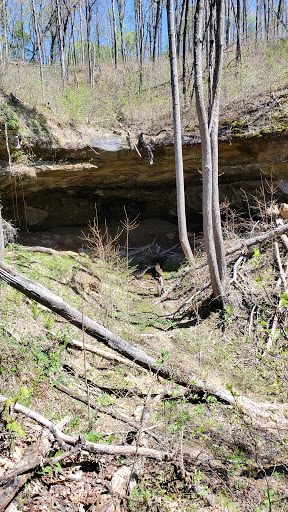 Zaleski Waterfall