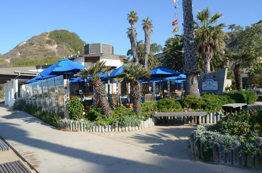 Boathouse at Hendry's Beach