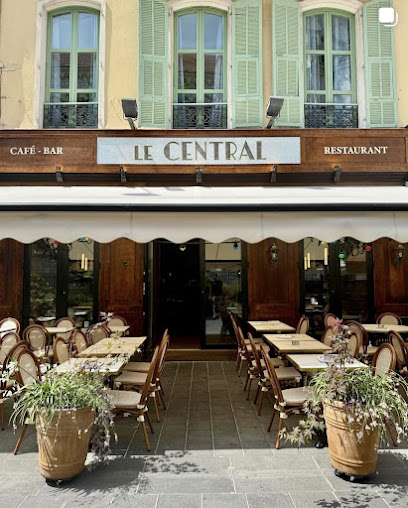 Le Central
