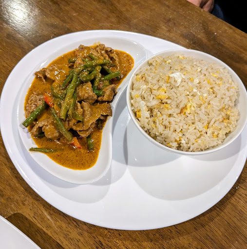 Farncombe Yammie’s Thai Kitchen - Thumbnail