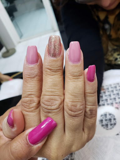 Alejandra Herrera Salon Gallery - Mexico