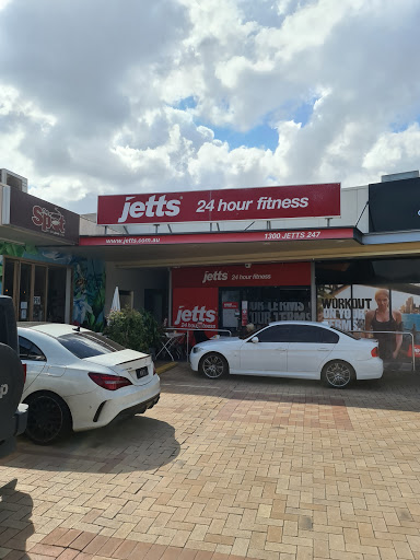 Jetts Taringa - Thumbnail