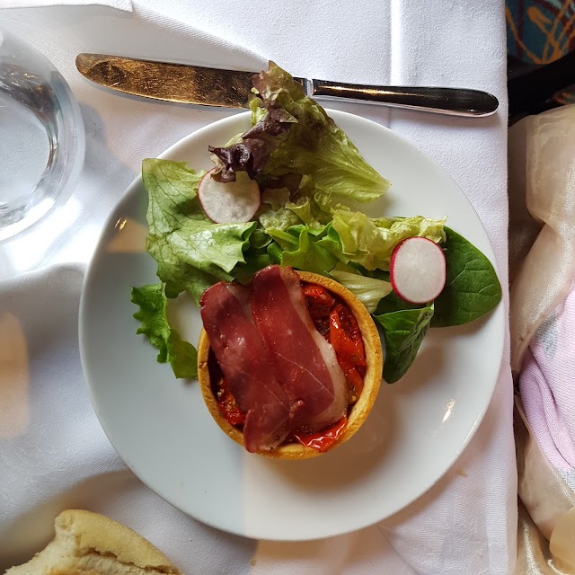 Walt's - an American Restaurant