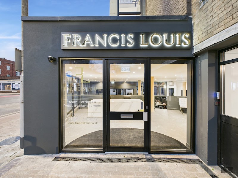 Francis Louis Residential photo 2