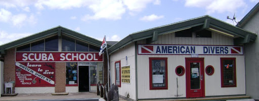 American Diver's International Logo