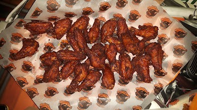 Photos of HOT WINGS SALOON