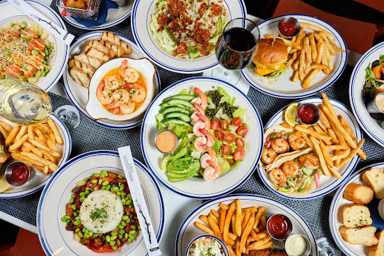 Big B's Fish Joint by null