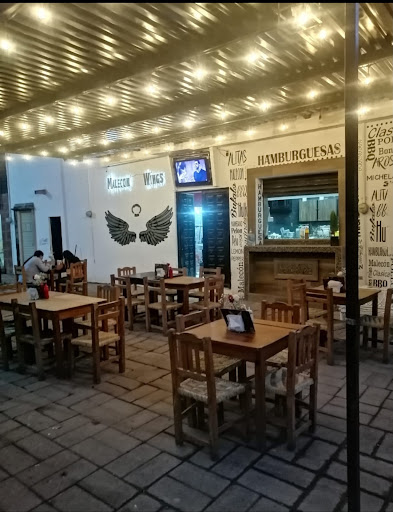 Malecon Wings - Visual