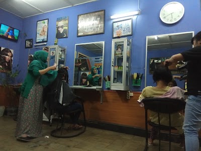 beauty-salon