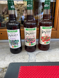 Photo n°17 de La denrée savoyarde à Yvoire (Bar à vin)