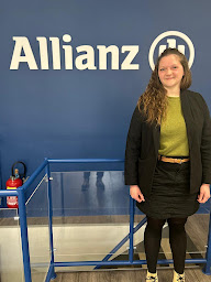 Photo n°12 de Allianz Assurance PARIS BATIGNOLLES - SENECHAL & CAILLARD à Paris (Compagnie d'assurance moto)