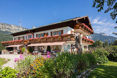 Photos of G&auml;stehaus Marchler