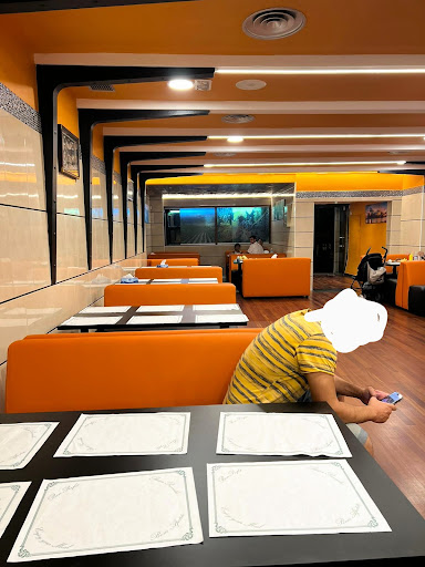 Avais Kebab Gallery - Spain
