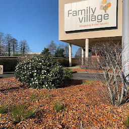 Photo n°21 de Family Village les Hunaudieres à Ruaudin (Magasin de vêtements de sport)