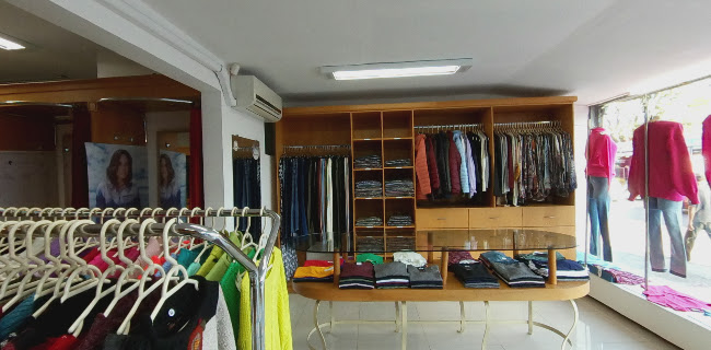 Avaliações sobre Ponto 7 Moda Jovem Senhora - Curitiba em Curitiba - Loja de roupa