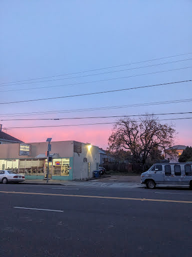 Lincoln Ave. Coin Laundry - Thumbnail