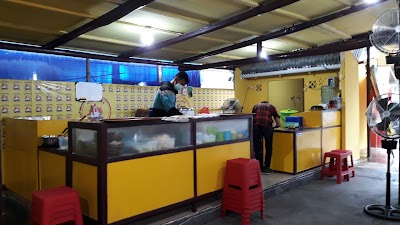 Photos of Ayam Gepuk Pak Gembus Pontianak