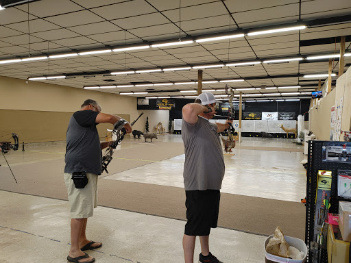 Gotham Archery and Axe Throwing: Baton Rouge - Thumbnail