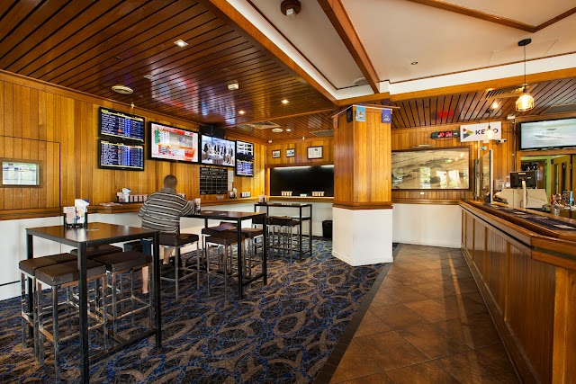 Broadbeach Tavern