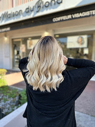 Photo n°18 de Salon de coiffure La maison du blond by Dorine à Cagnes-sur-Mer (Salon de coiffure)