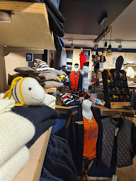 Photo n°2 de Carnet Marin Damgan à Damgan (Magasin de vêtements pour femmes)