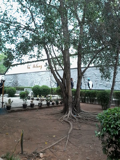 shopping-mall