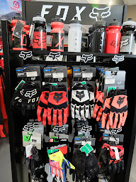 Photo n°8 de KTM Passion TT Moto, vélo & E-Bike Nancy Laxou à Laxou (Atelier de réparation pour motos)