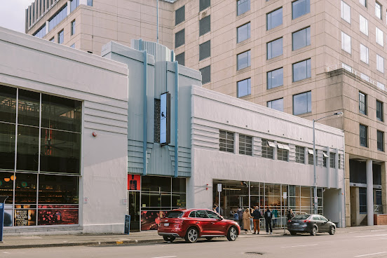 Pigeon Whole Bakers by null