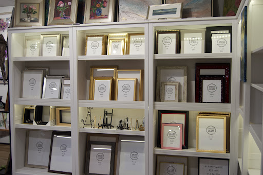 Inman's Picture Framing - Thumbnail