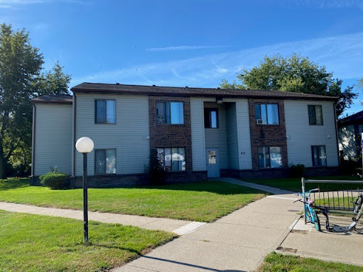 Oakview Apartments - Thumbnail