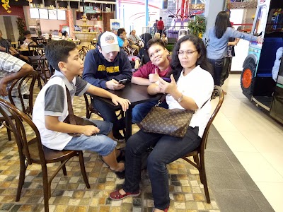 Photos of Bee Mart