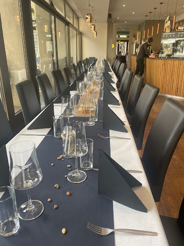 Couronne Bar & Restaurant by null