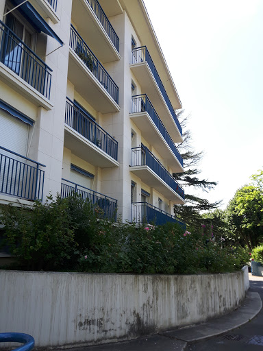 Photo de Résidence EHPAD La Faïencerie UNIVI à Sceaux (92330)