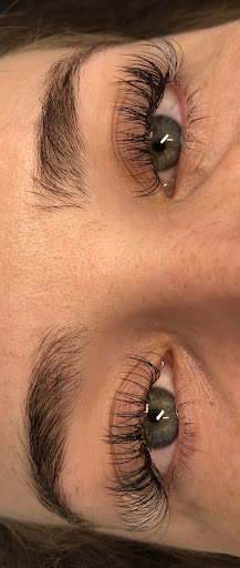 Lashes With Lyss - Visual