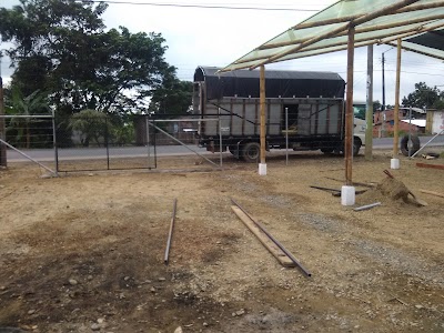 Photos of Cancha Sint&eacute;tica del SINDICATO DE CHOFERES DE NARANJAL.
