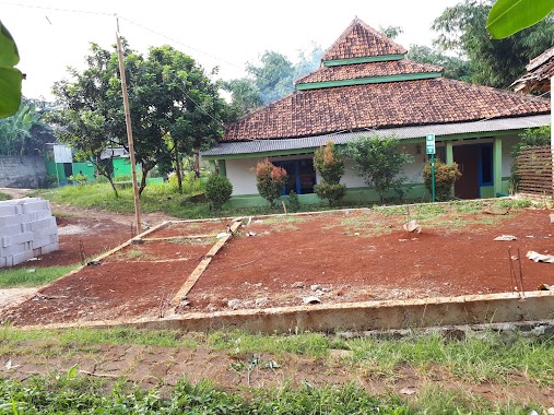 Tomb of Raden Sungging, Author: yoyo triyono