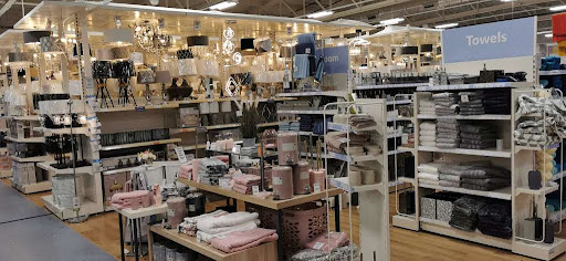 The Range, Worcester - Visual