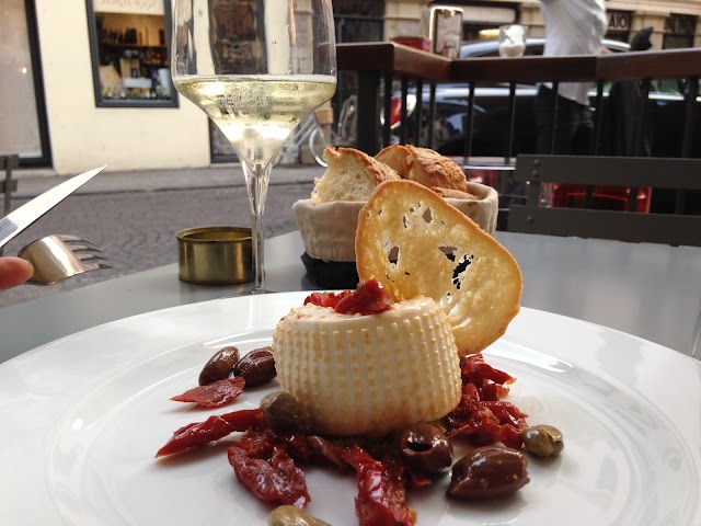 Osteria Monelli