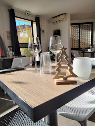 Photo n°1 de L'Amickal restaurant traiteur à Castries (Café)