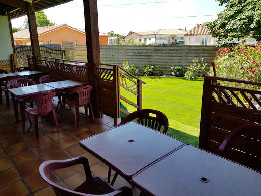 Photo 2 - Damville Burger House