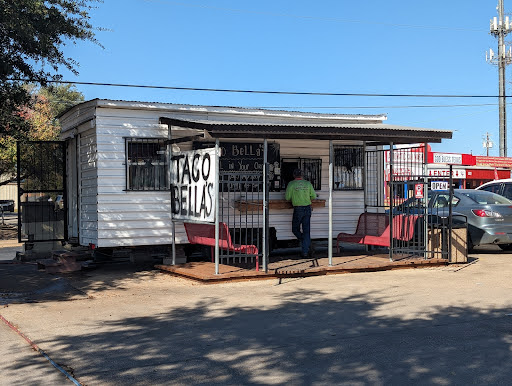 Taco bella’s food trailer